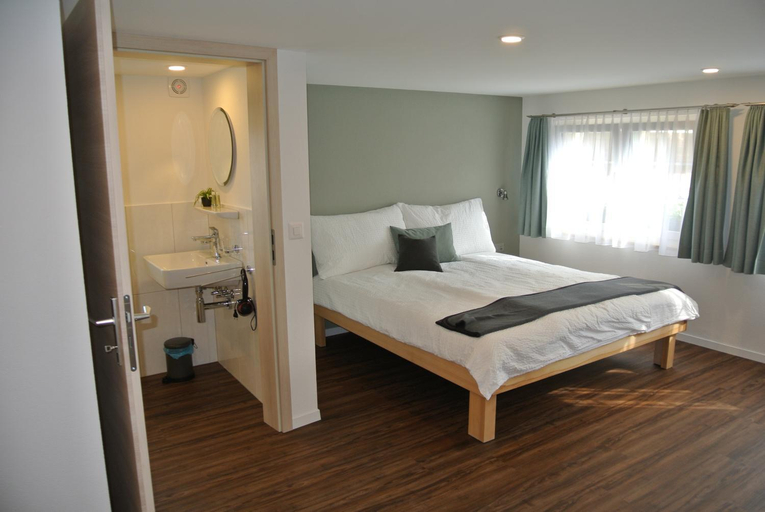 Bedroom 2, Gasthaus Gemsli, Toggenburg