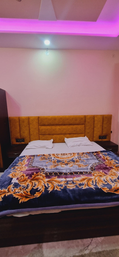 Others 4, Surya Palace, Basti