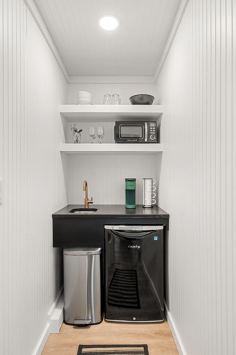 Dining Room 10