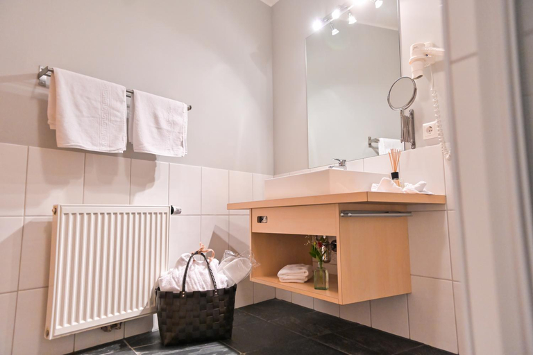 Bathroom, Hotel Tauernstern, Spittal an der Drau
