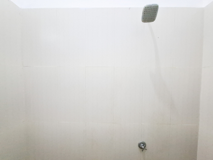 Bathroom 8