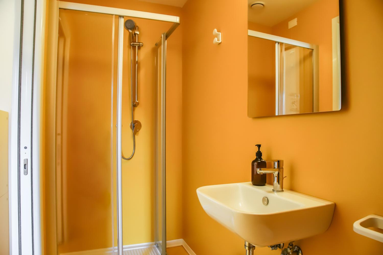 Bathroom 3, Nomad Hostel, Treviso
