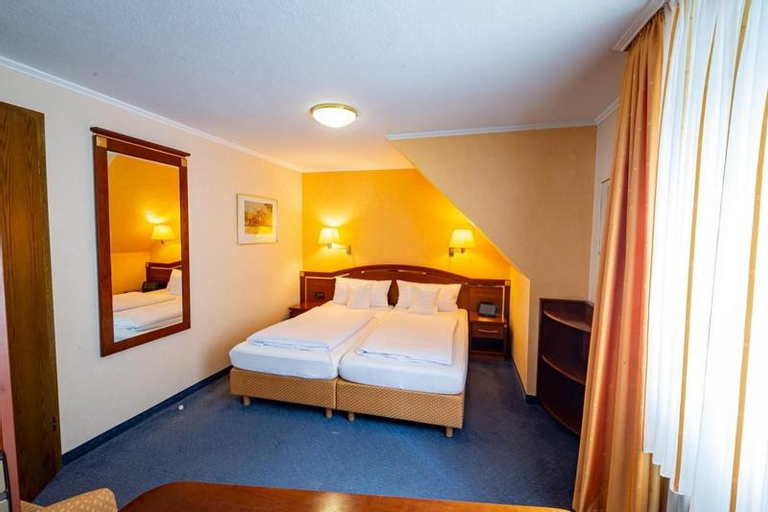 Bedroom 10