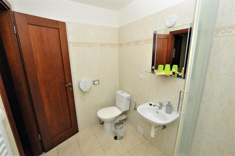 Others 4, Restauracia Penzion na mlyne, Nové Mesto nad Váhom
