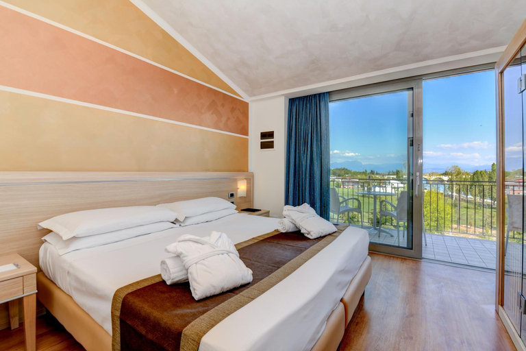 Bedroom 2, Hotel Rivus., Verona