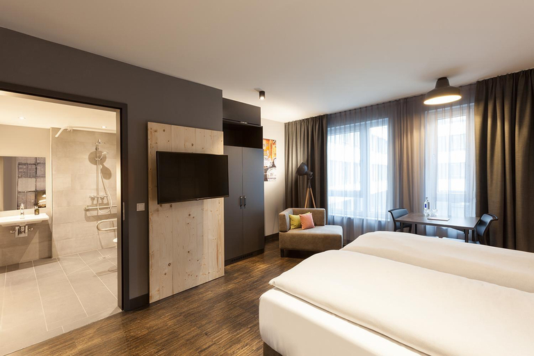 Bedroom 14