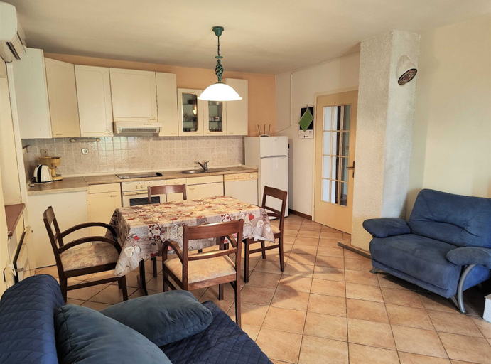 Others 5, Comfortable Crikvenica Stay With Private Parking, Crikvenica