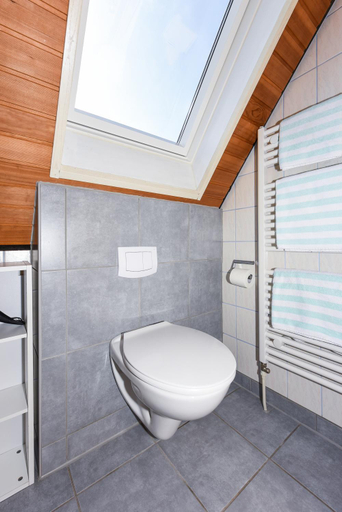 Bathroom 5, Haus Alte Wache, Wittmund