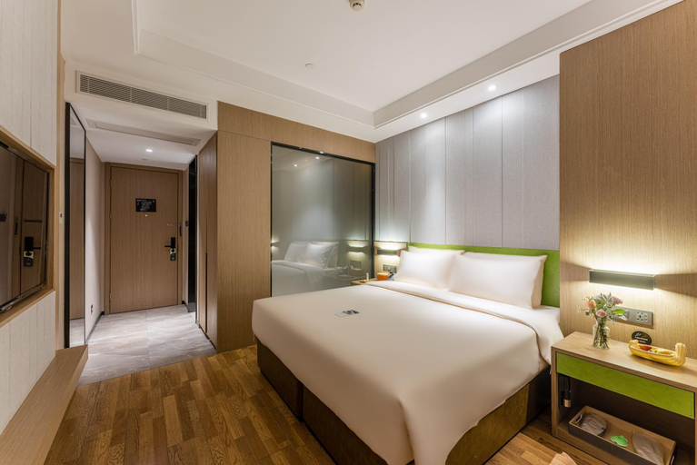 Bedroom 17