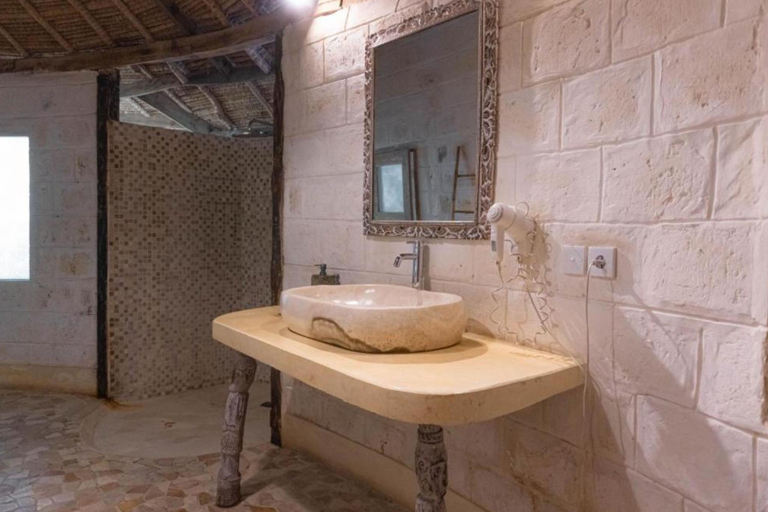 Bathroom 3, Romantic 1 BR Pool Side Lodge IR51A, Badung