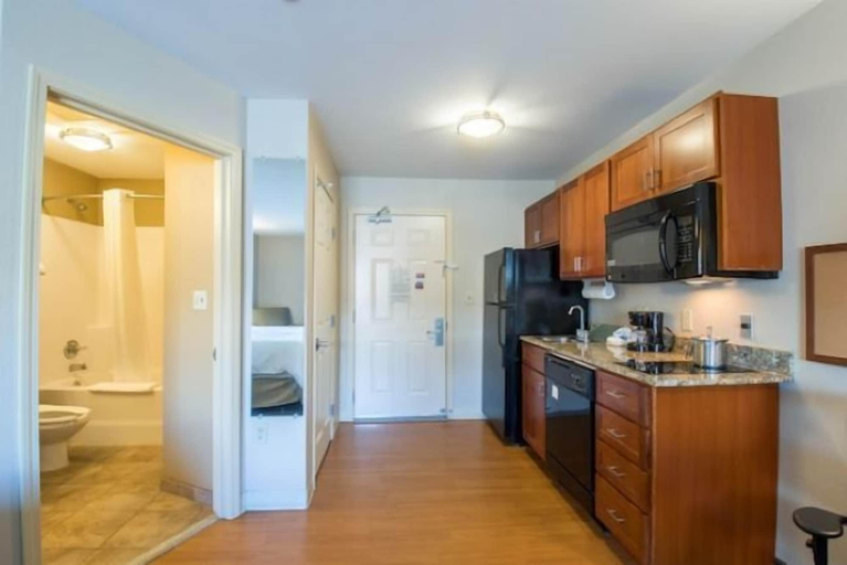 Others 5, Western Slope suites, Garfield
