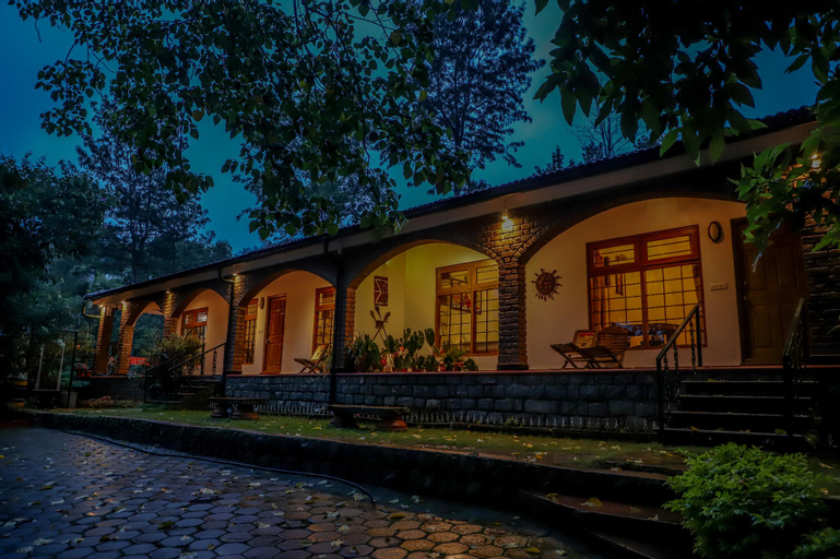 Samrakshitha Suits, The Nilgiris