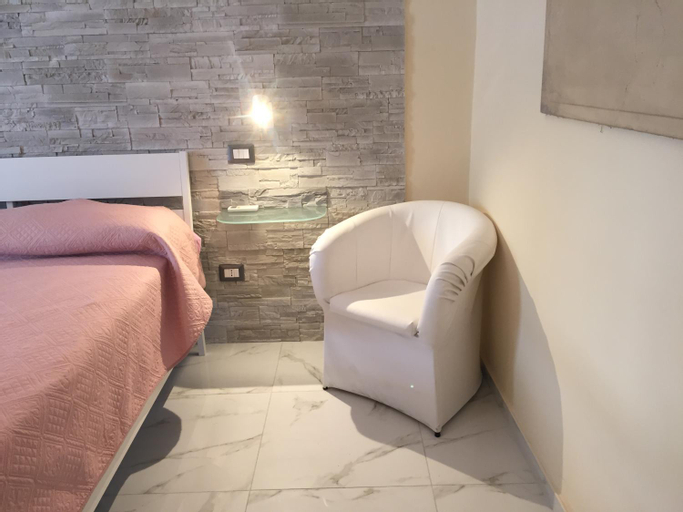 Bedroom 14