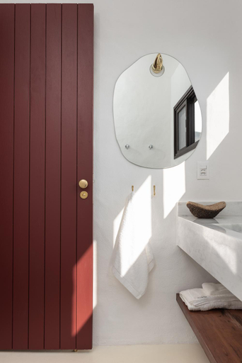 Bathroom 3, Miradouro de Sao Sebastiao, São Sebastião