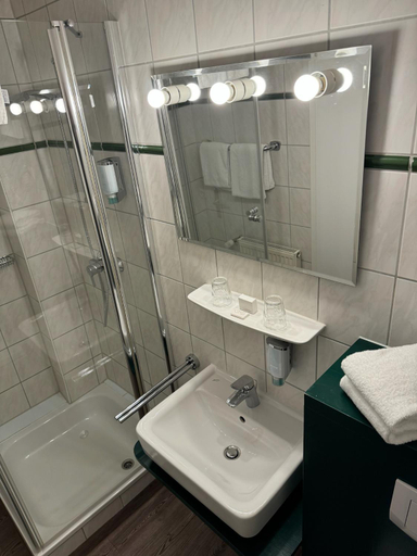 Bathroom 3, Mueßer Hof, Schwerin