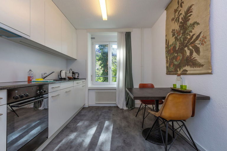 Dining Room 9