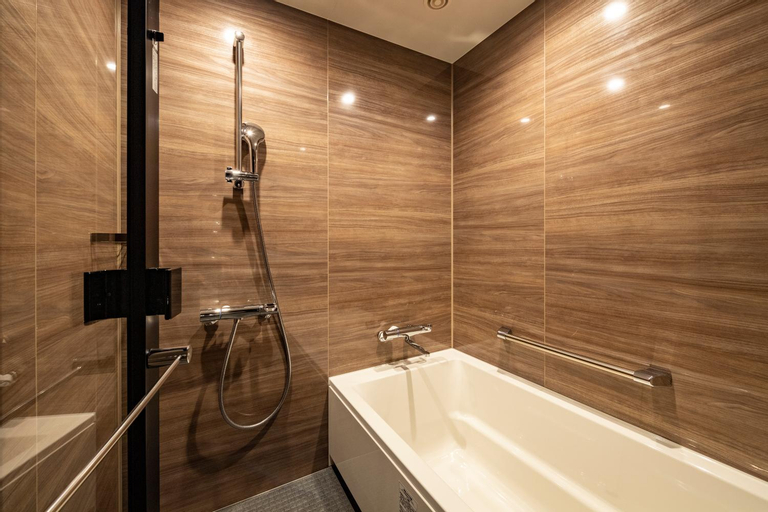 Bathroom 8