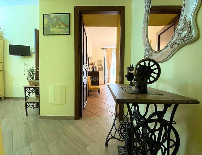 Others 3, B&B Donna Anna, Napoli