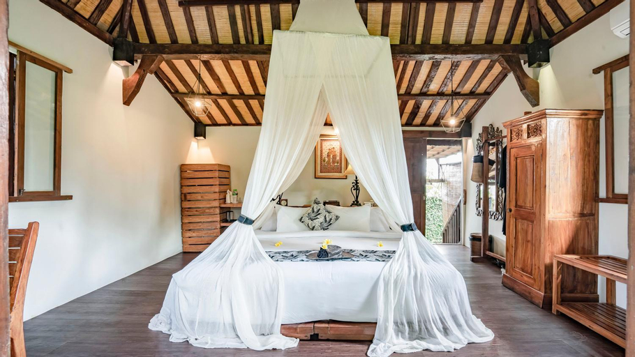 Bedroom 12