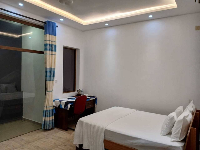Bedroom 2, Utopia Polhena Hotel, Matara Four Gravets