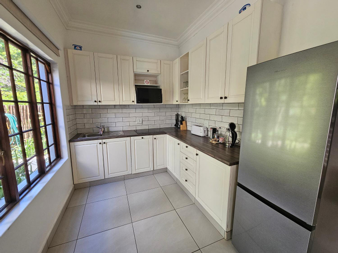 Dining Room 11