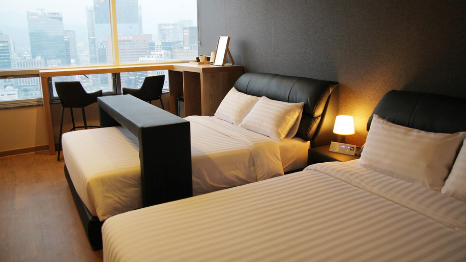 Bedroom 8
