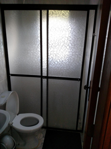 Bathroom, Pousada Paraiso pesca esportiva, Serra Negra