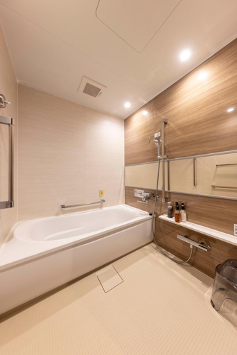Bathroom 4, Hotel Granbinario Tsuruga, Tsuruga