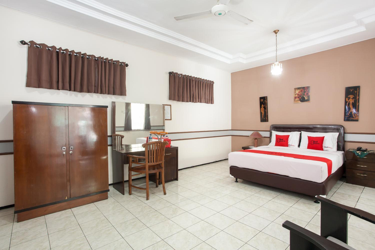 Bedroom 12