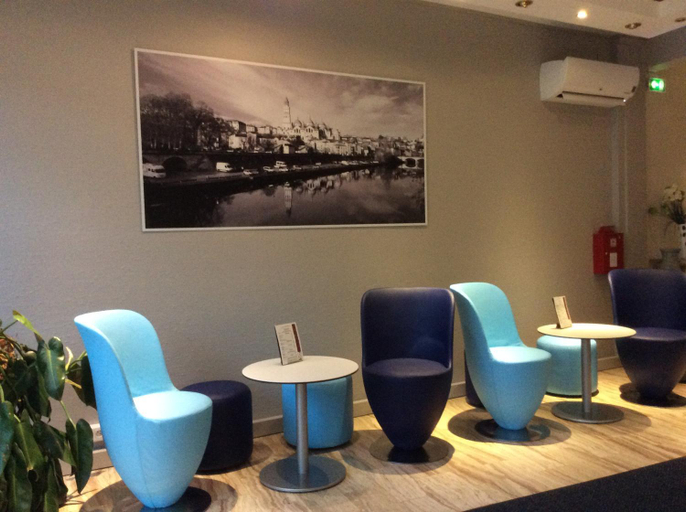 Public Area 2, Bristol Logis Cit'Hotel Perigueux Centre, Dordogne