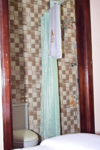 Bathroom 3, Absor Royal Hotel, New Juaben