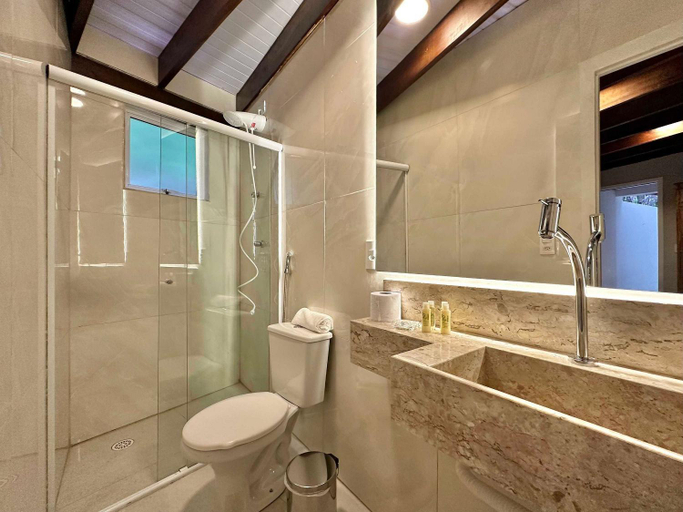 Bathroom 4, Pousada Casa Canoa - Pe na Areia & Alta Gastronomia, Guarujá