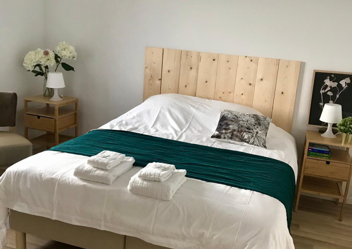 Bedroom 13