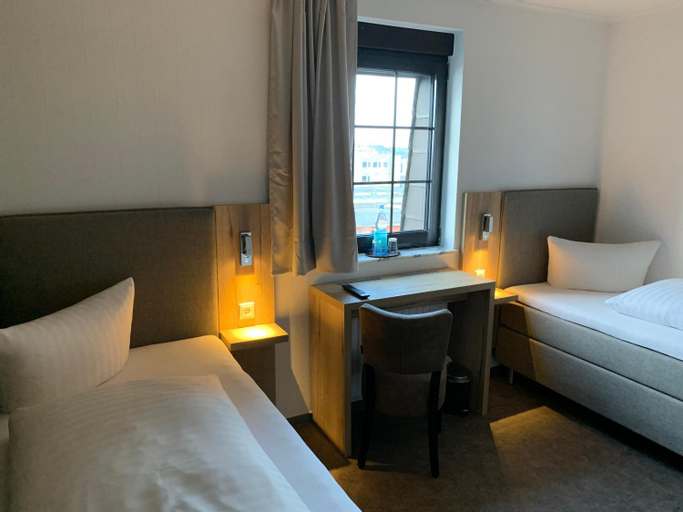 Bedroom 10