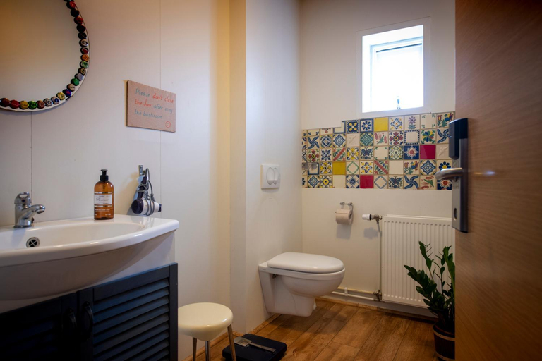 Bathroom 3, Sjávarborg, Helgafellssveit