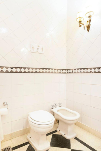 Bathroom 2, Villa de la Cultura, Distrito Federal