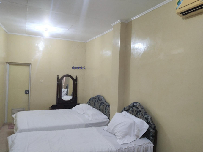 Bedroom 12