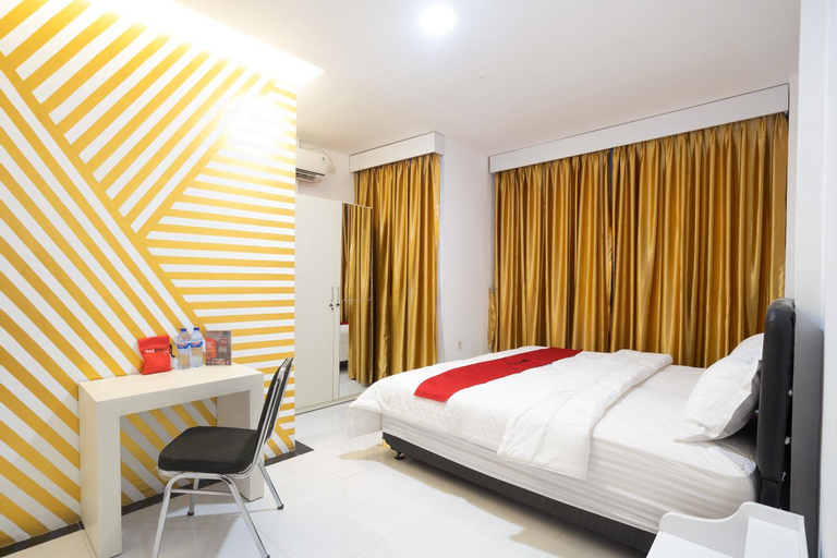 Bedroom 18