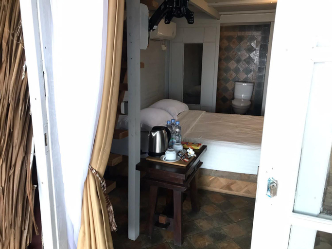 Bedroom 2, Villa Isabella Putri B&B, Jepara