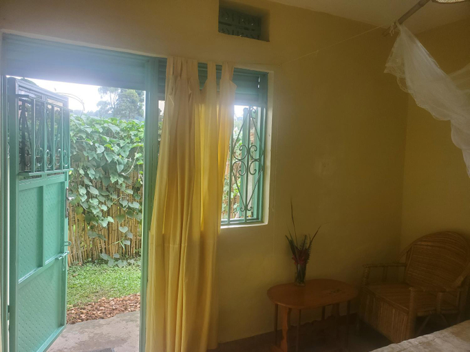Others 2, Gaia Eco Hub BnB, Fort Portal