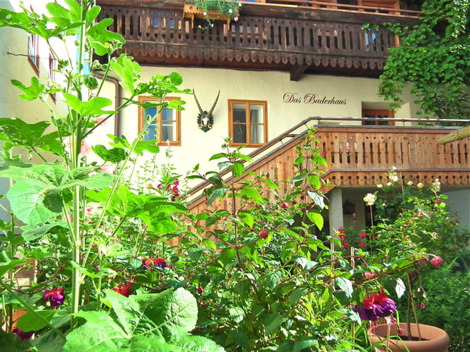 Others 4, Das Baderhaus, Zell am See