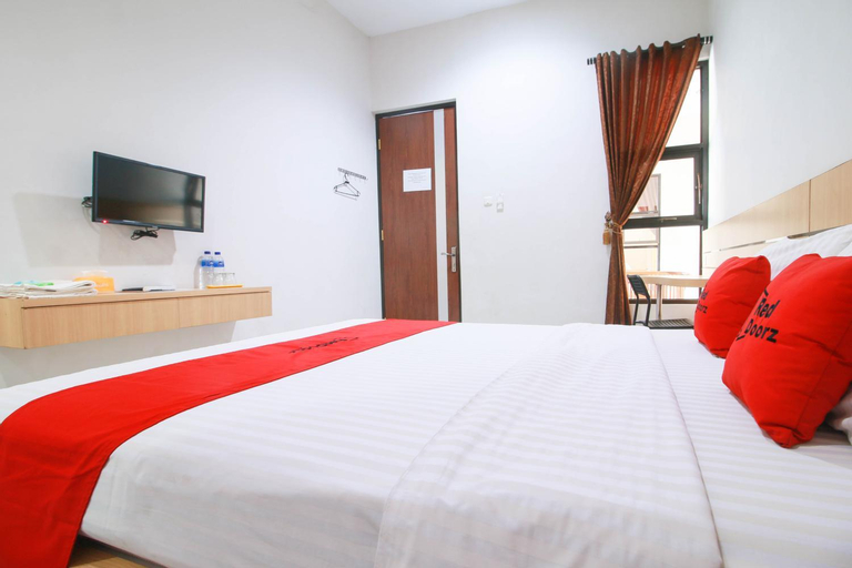 Bedroom 14