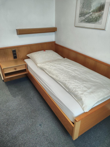 Bedroom 21