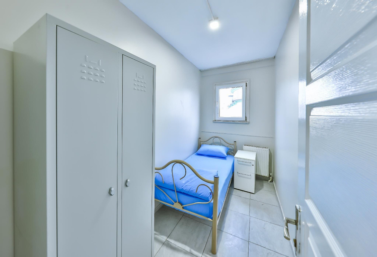 Gökçe Pansiyon - Adult Only - Hostel, Şişli