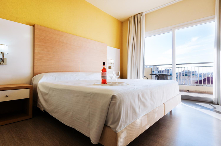 Bedroom 3, Hotel Fontana Plaza, Alicante