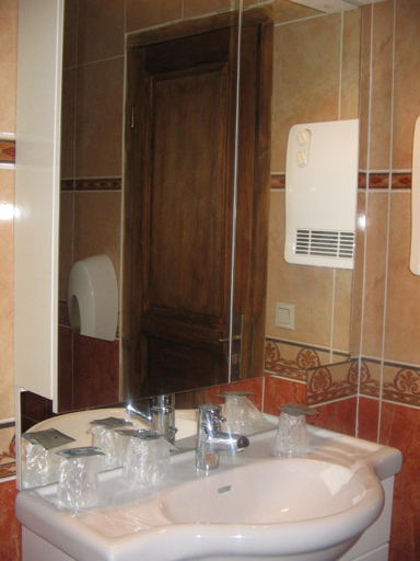 Bathroom 3