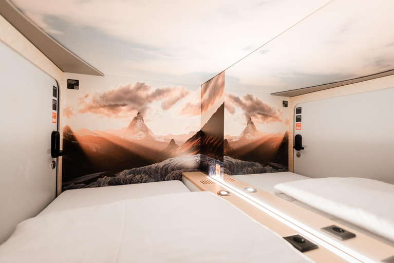 Bedroom 28