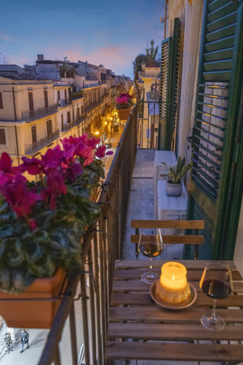 Others 3, 70 Lab Apartment, Palermo