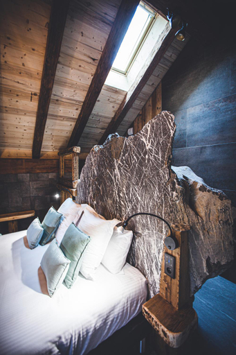 Bedroom 5, Les Mazots des Fées, Haute-Savoie