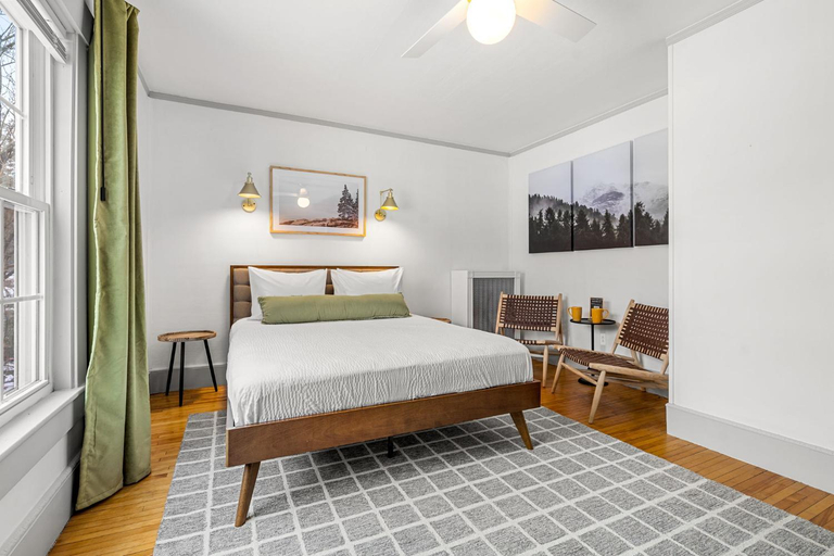 Bedroom 14